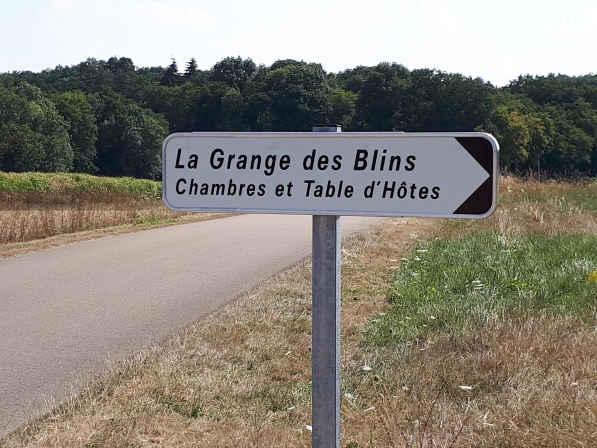 Hotel La Grange Des Blins Jouy  Exterior foto